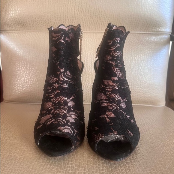 Made in Italy peep toe Lace black high stiletto heels size EU37 - Picture 2 of 12